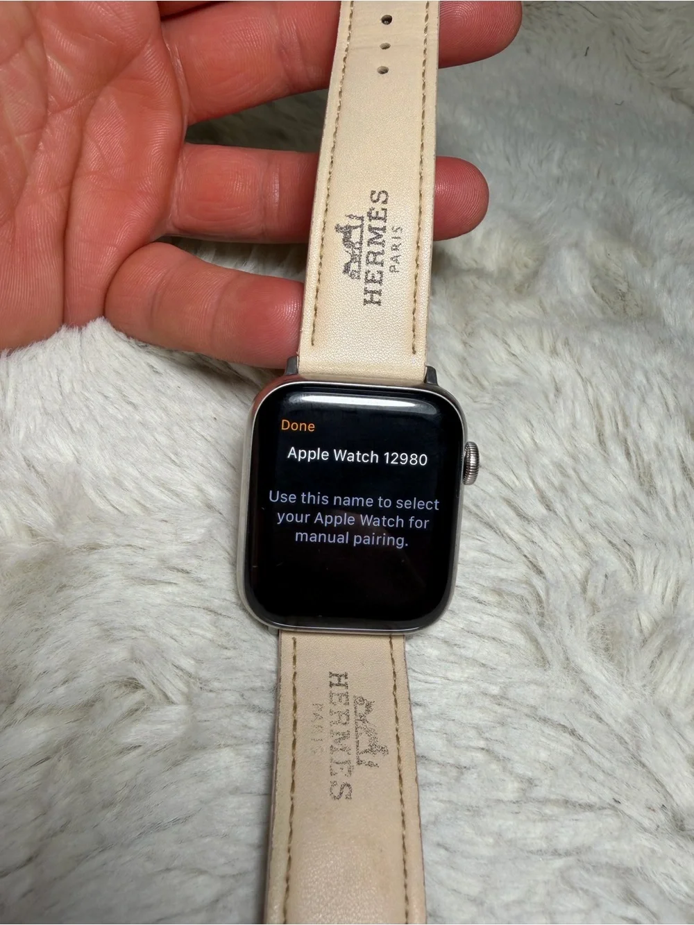 Apple Watch 44mm hermes series 4.  ( for parts or repairs)